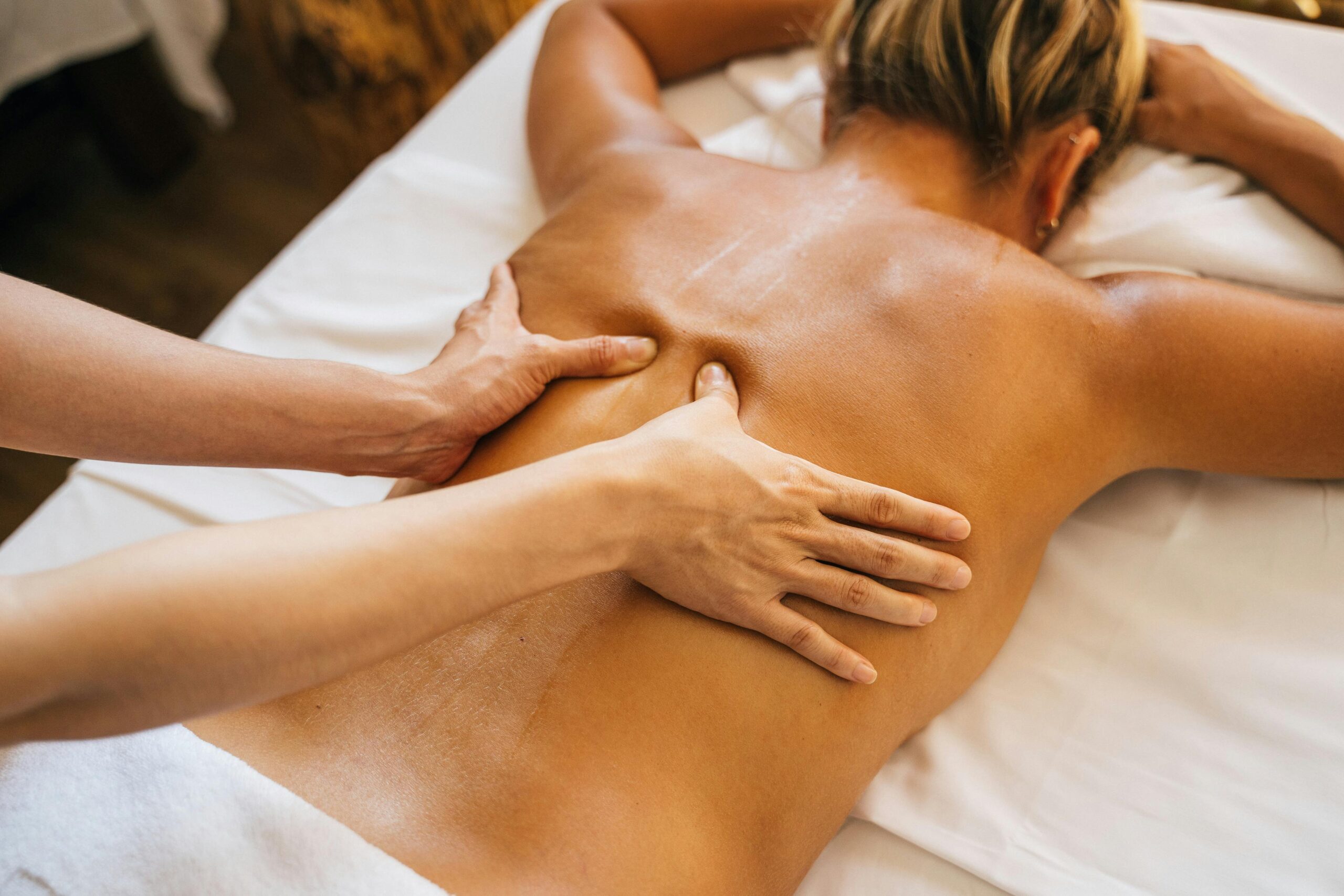 Read more about the article Massage Therapy For Period Cramps